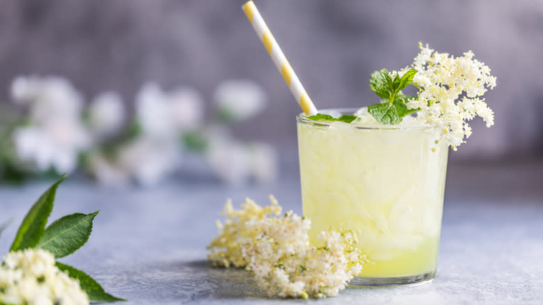 elderflower lemonade and yellow straw