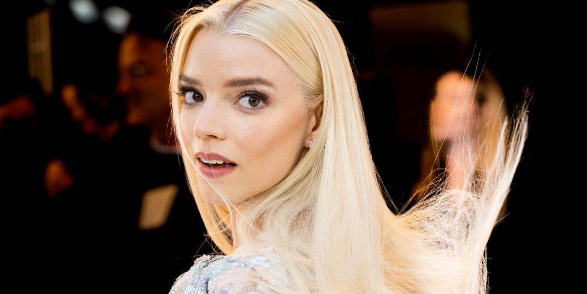 Anya Taylor-Joy Goes From A Sheer Goth Dress To A Barbiecore Mini On 'The  Menu' Tour—She Looks Amazing In Both! - SHEfinds