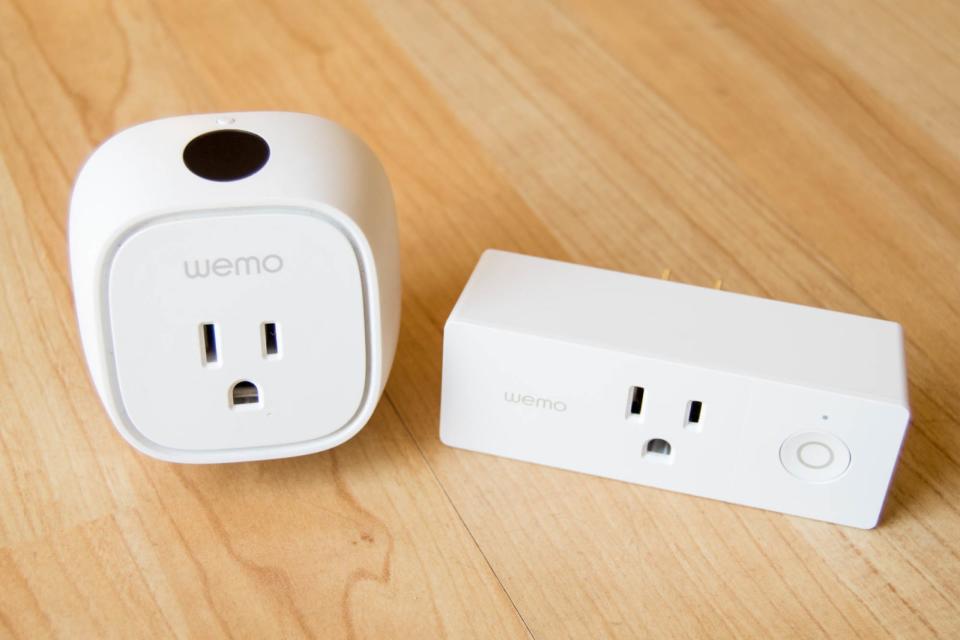 Smart power outlet