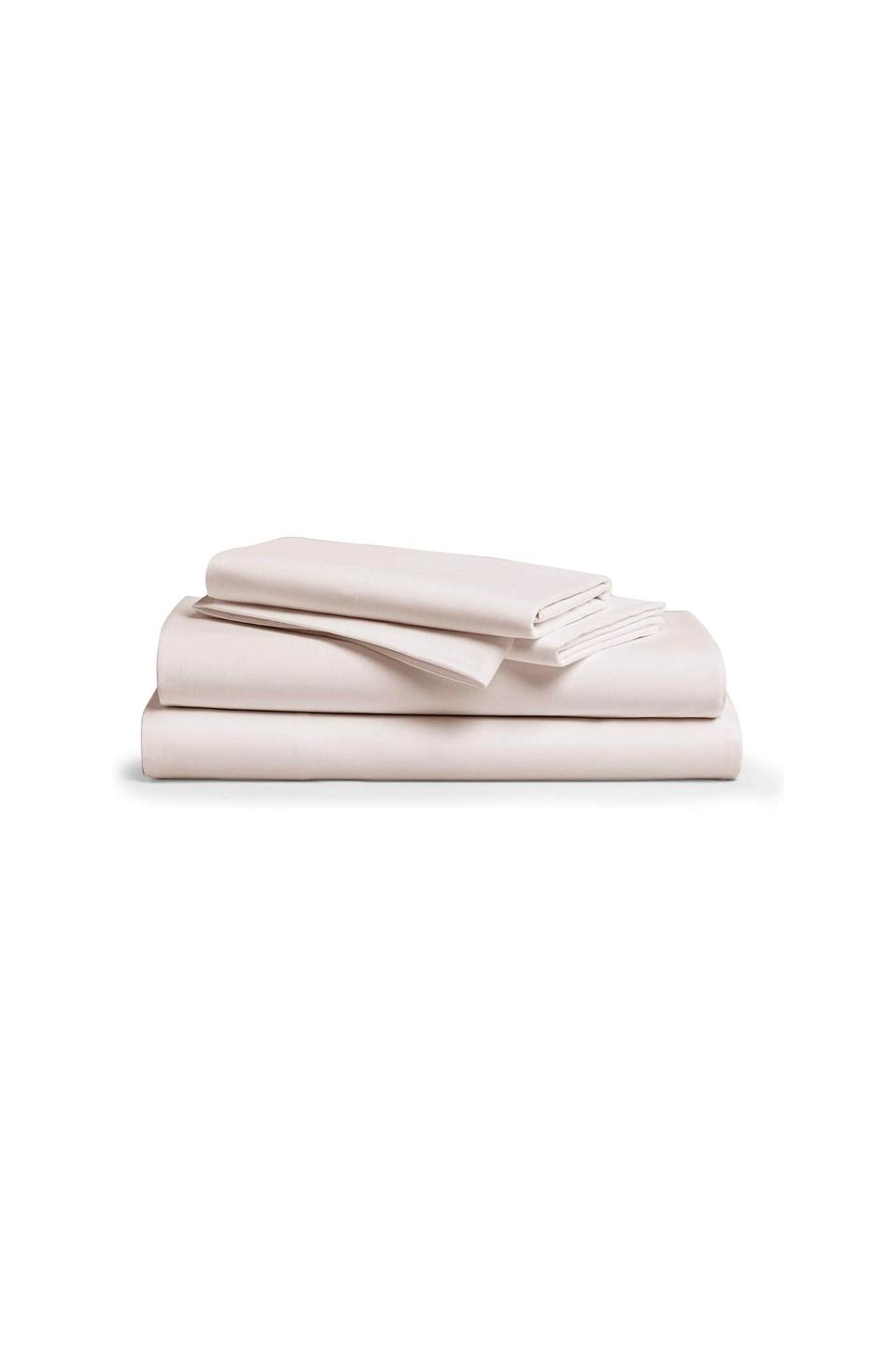 3) 100% Egyptian Cotton Sheets