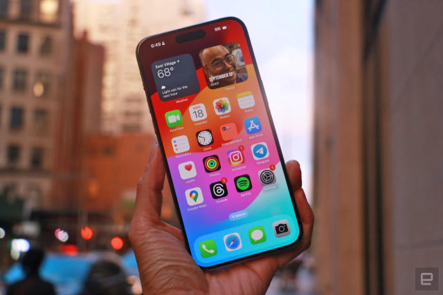 iPhone 15 Pro and 15 Pro Max review: Apple makes a strong case for its  biggest phone