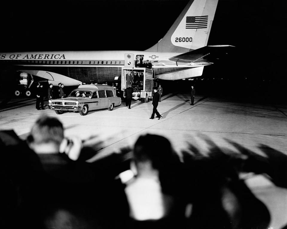 Air Force One arriving in Washington with Kennedy's casket