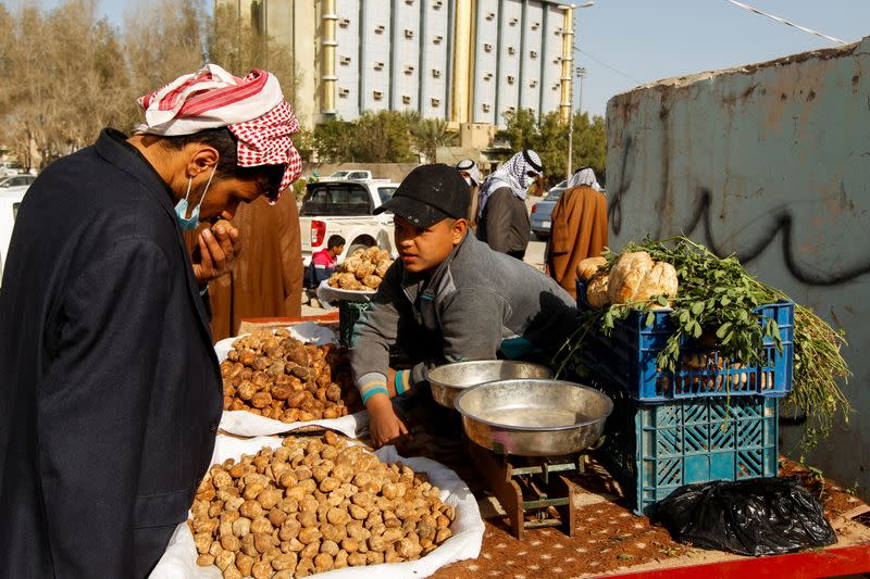 The Wider Image: 'Here it is, the truffle, a blessing from God!'