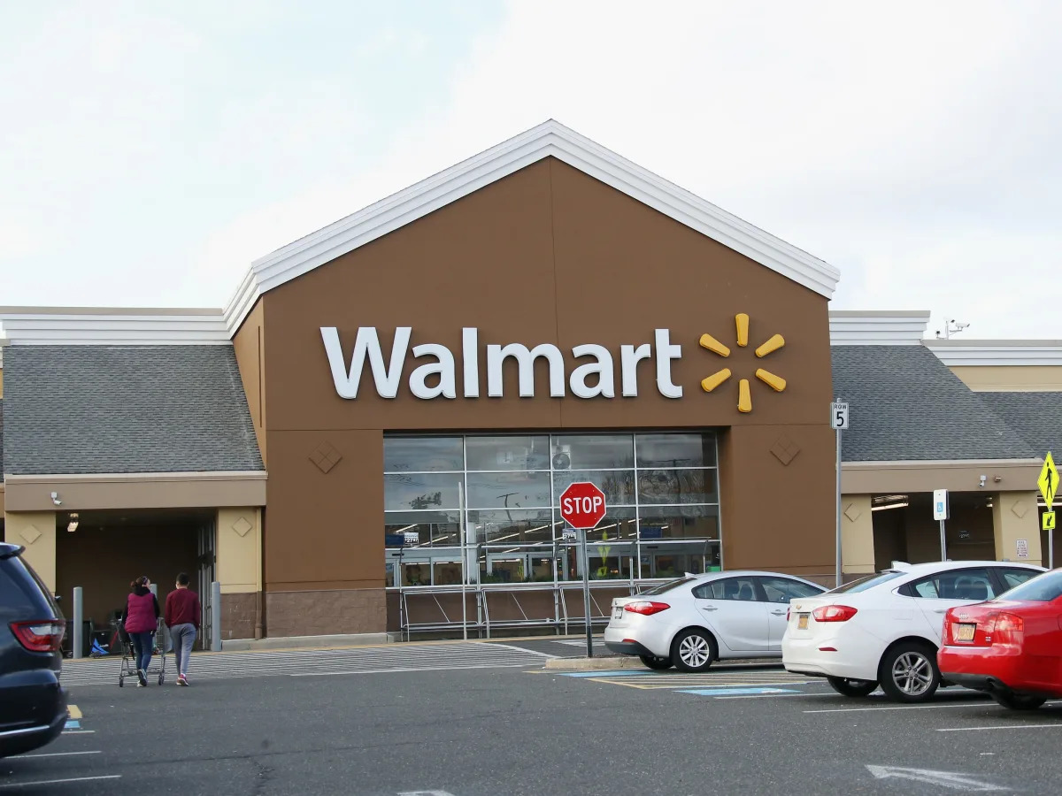 Walmart saw a big dip in customers shopping at its stores on Black Friday this y..