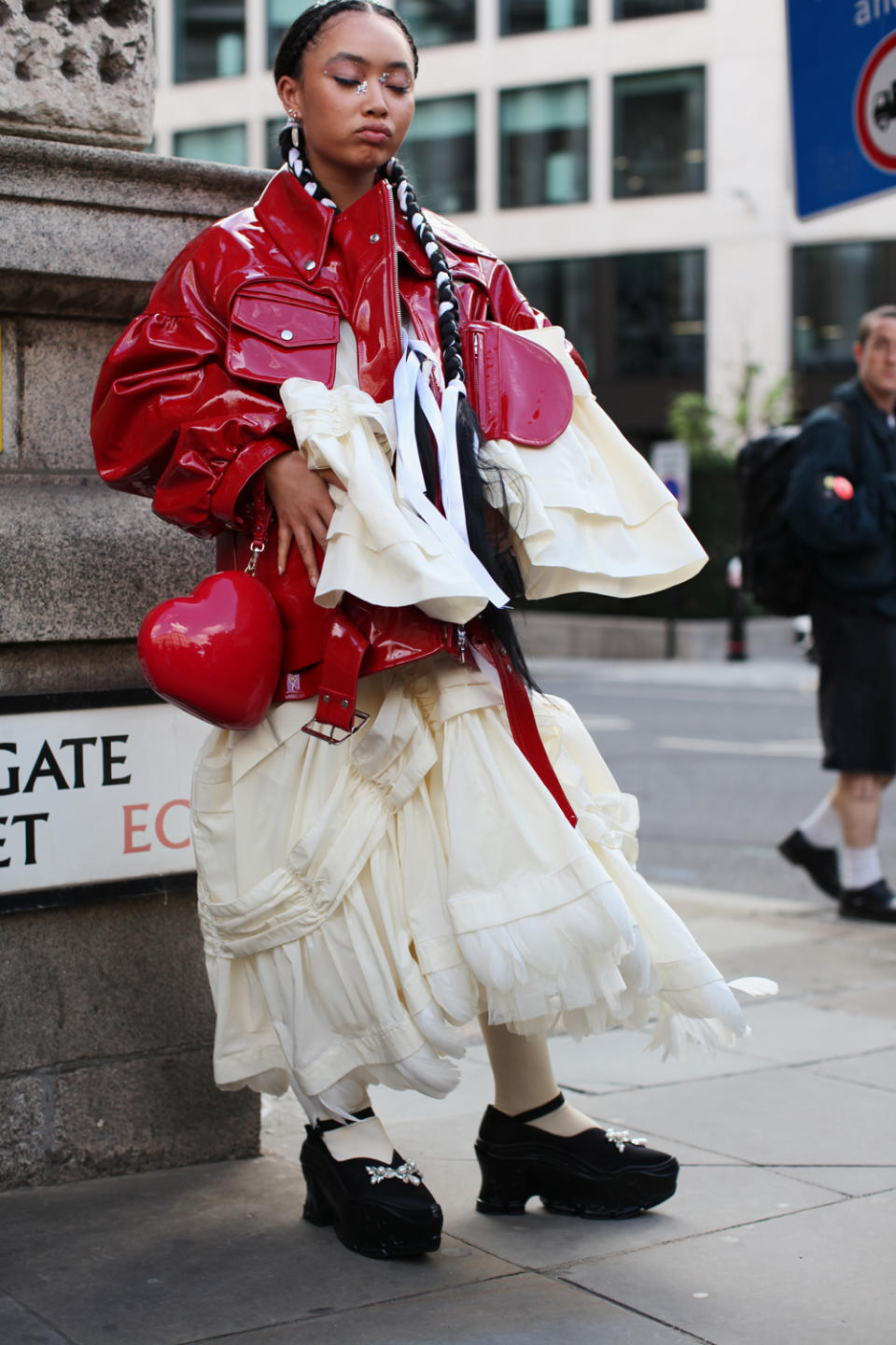 農曆新年2023｜高、中、低價紅色新袋過新年：Valentino、Simone Rocha、Building Block