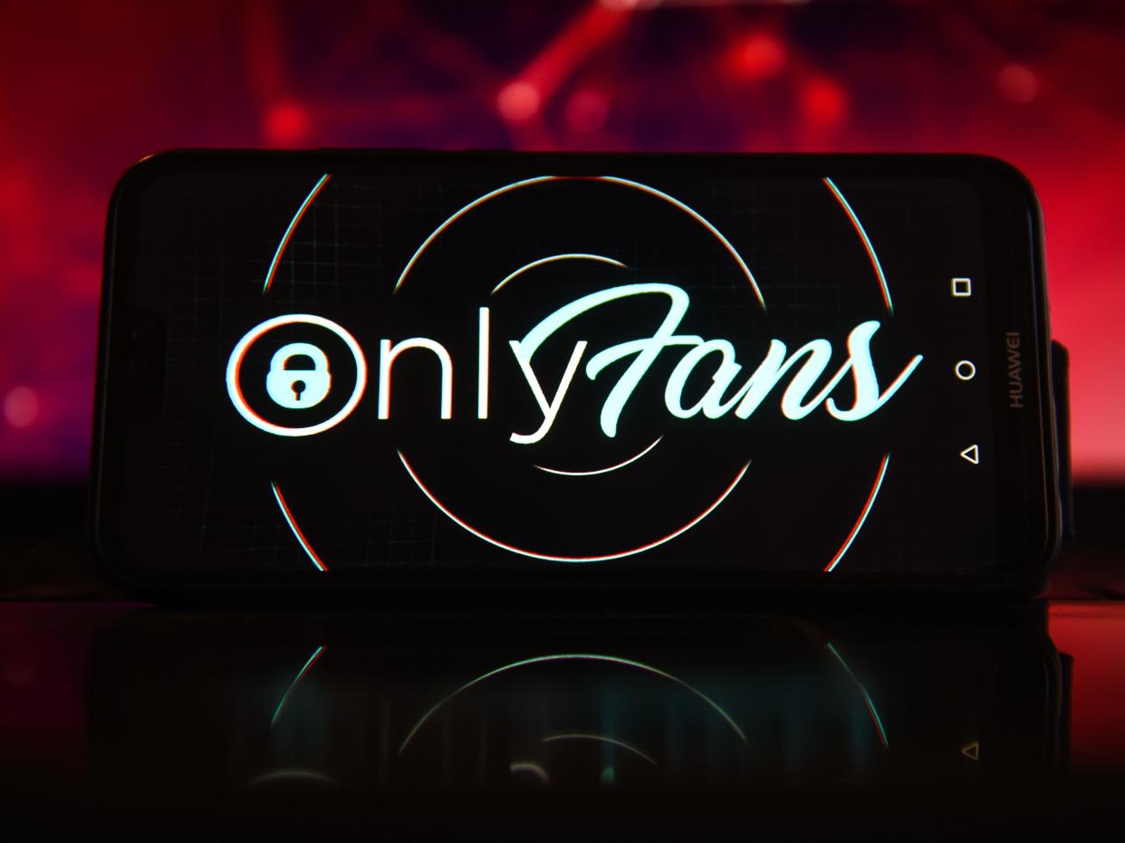 illustration of onlyFans logo on a phone