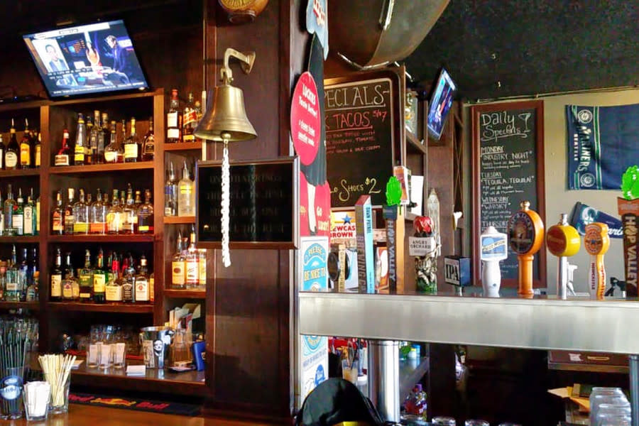 <b>Photo: Logan D./<a href="https://yelp.com/biz_photos/olde-99-pub-seattle?utm_campaign=812c467a-33b6-4656-aaed-31d82b197088%2C11af8937-e42c-49ff-9064-ea0a8de6ebce&utm_medium=81024472-a80c-4266-a0e5-a3bf8775daa7" rel="nofollow noopener" target="_blank" data-ylk="slk:Yelp;elm:context_link;itc:0;sec:content-canvas" class="link ">Yelp</a></b>