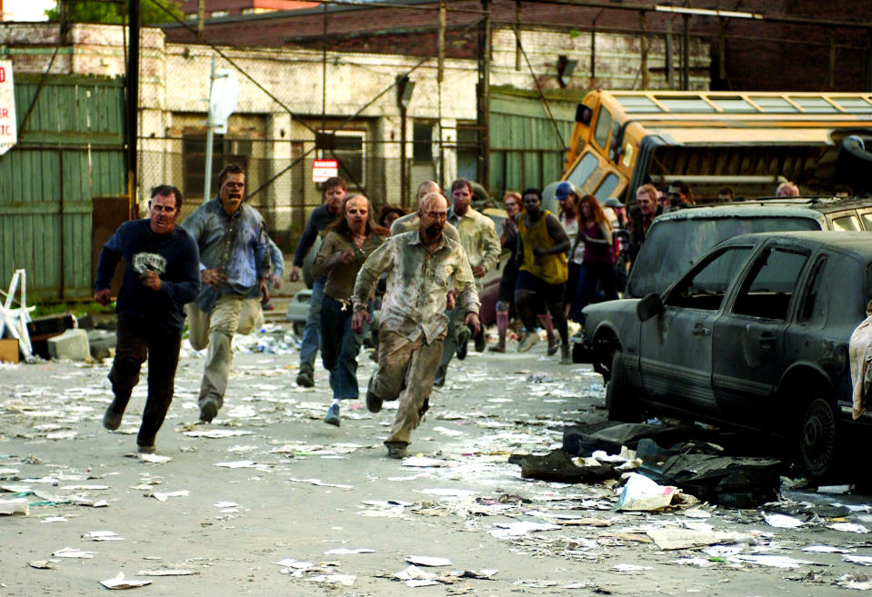 DAWN OF THE DEAD, 2004, (c) Universal/courtesy Everett Collection