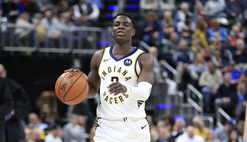 INDIANAPOLIS, INDIANA - MARCH 05: Darren Collison #2 of the Indiana Pacers dribbles the ball against the Chicago Bulls at Bankers Life Fieldhouse on March 05, 2019 in Indianapolis, Indiana. (Photo by Andy Lyons/Getty Images)