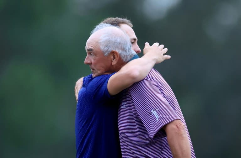 El equipo Thomas lidera el campeonato de la PNC con el dúo de Woods persiguiéndolos