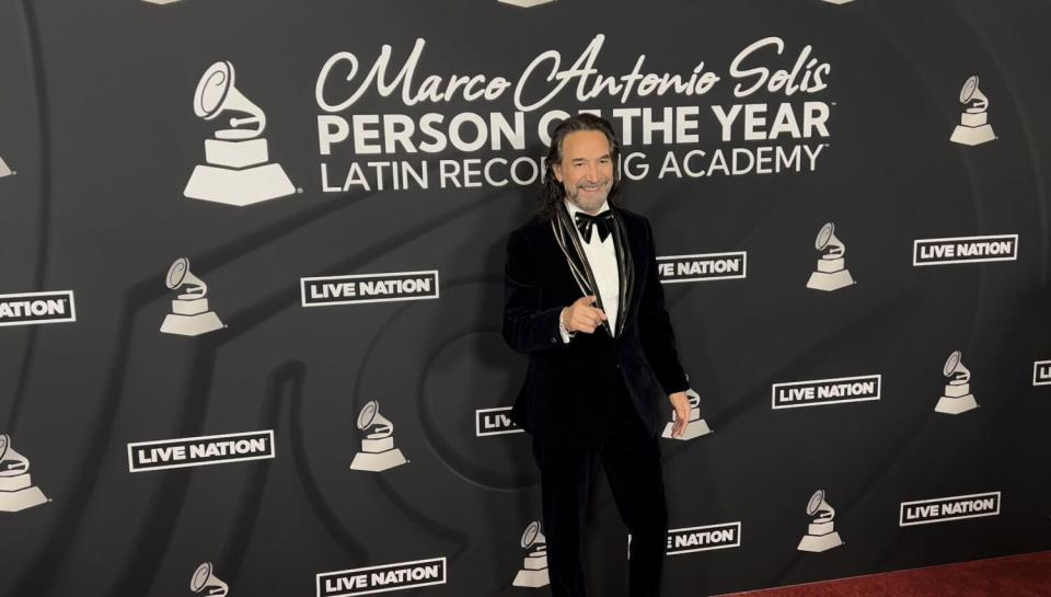 Marco Antonio Solís, Persona del Año de la Academia Latina de la Grabación.