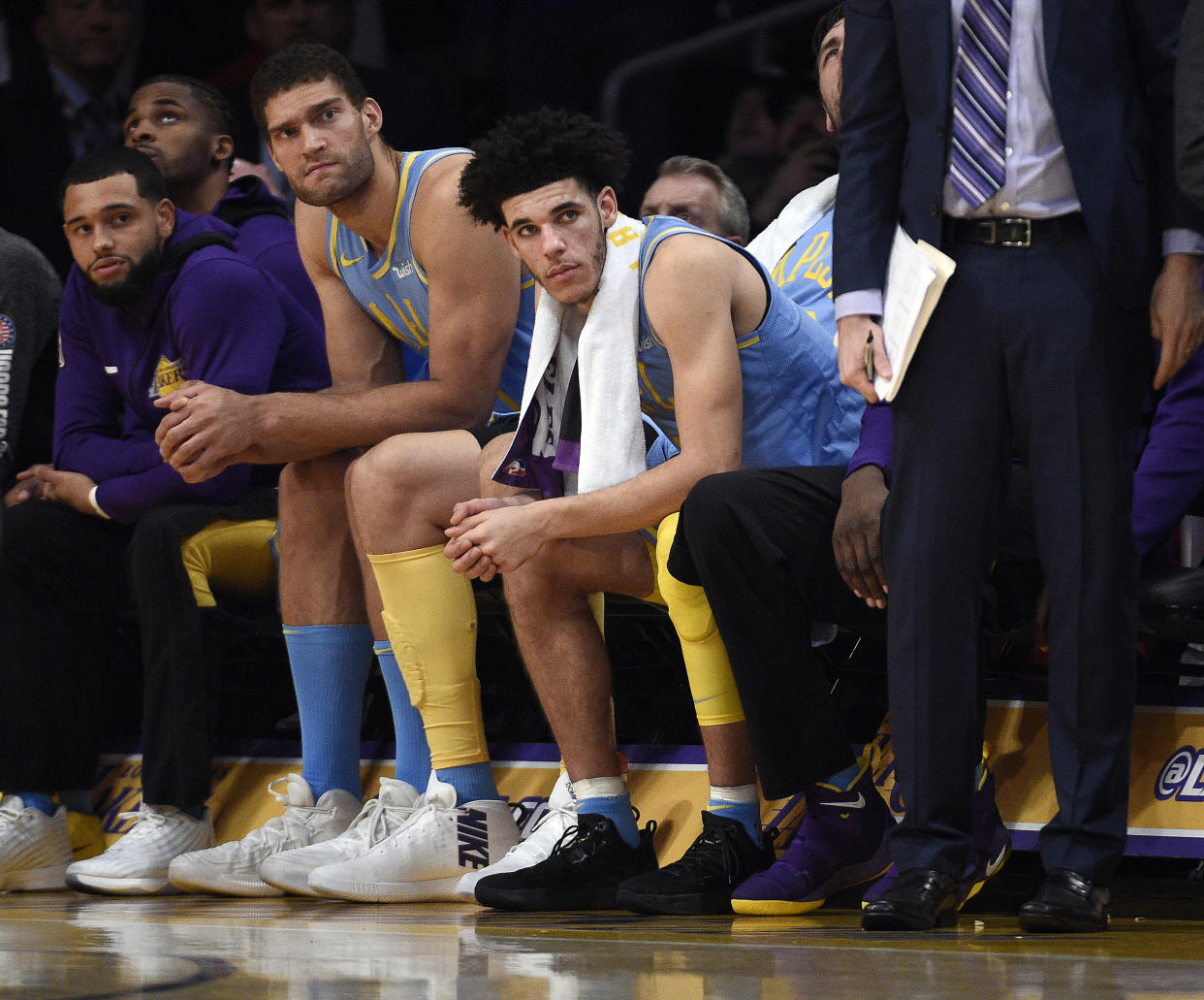 Lonzo Ball has ridden the bench in each of the Lakers’ last two fourth quarters. (Getty)