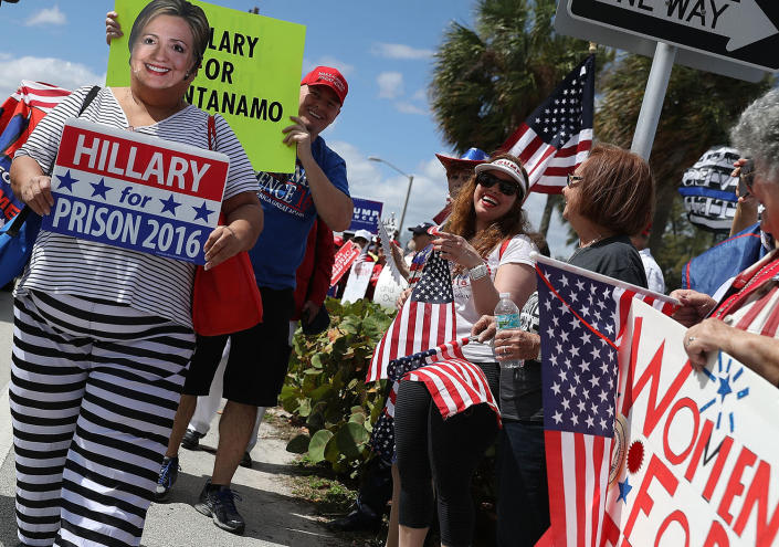 <p>People show their support for President Donald Trump near his Mar-a-Lago resort home in West Palm Beach, Fla., March 4, 2017. (Photo: Joe Raedle/Getty Images) </p>