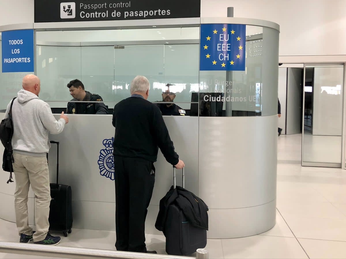 Papers please: Biometric checks for British holidaymakers to the EU will not start until late 2024 (Simon Calder)