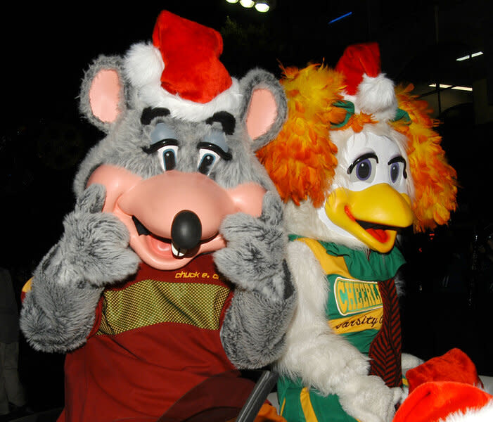 Chuck E Cheese mascots