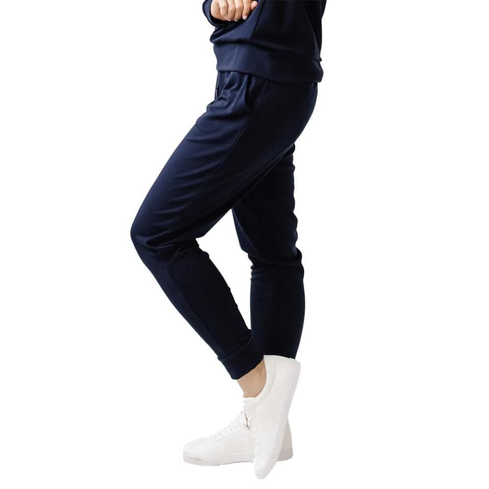 <p><a href="https://go.redirectingat.com?id=74968X1596630&url=https%3A%2F%2Fcozyearth.com%2Fproducts%2Fcozy-earth-ultra-soft-bamboo-jogger-pant%3Fvariant%3D37476759797940&sref=https%3A%2F%2Fwww.bestproducts.com%2Fparenting%2Fg102%2Fchristmas-gift-ideas-for-mom%2F" rel="nofollow noopener" target="_blank" data-ylk="slk:Shop Now;elm:context_link;itc:0;sec:content-canvas" class="link ">Shop Now</a></p><p>Bamboo Joggers</p><p>cozyearth.com</p><p>$132.00</p>