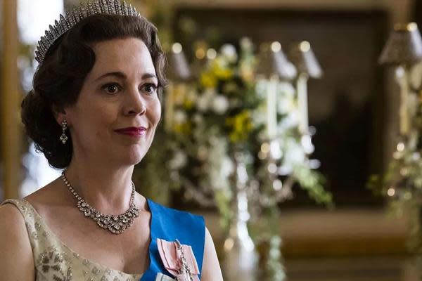 Olivia Colman como la reina Isabel en The Crown (Fuente: Netflix)