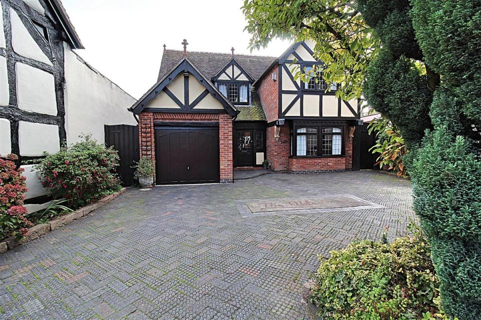 The property is approached via the tucked away cul-de-sac entrance just off the main Chester Road in Castle Bromwich
