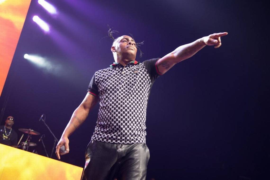 Coolio performed Saturday during the I Love the ‘90s tour, which stretched to more than three hours for the 3,500 fans on hand at Rupp Arena in Lexington.