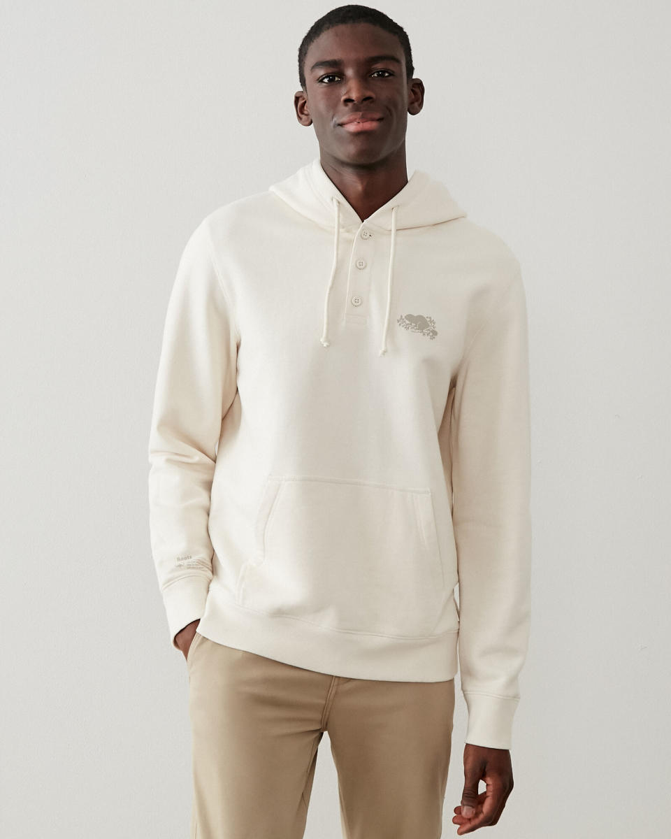 Organic Henley Kanga Hoodie. Image via Roots.