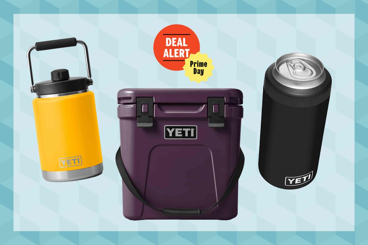 YETI- Rambler One Gallon Jug High Desert Clay