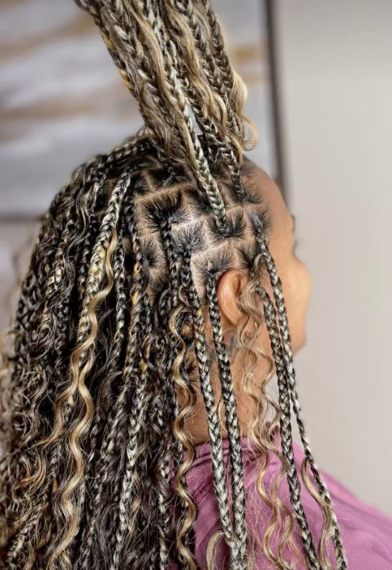 Goddess Knotless Braids With Blonde Highlights