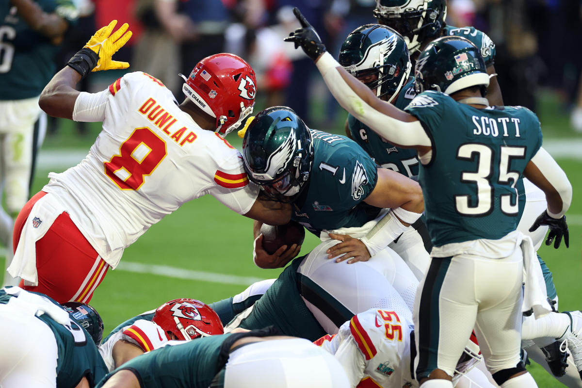 Super Bowl 2023 -- Eagles-Chiefs early betting spread, odds and reactions -  ESPN