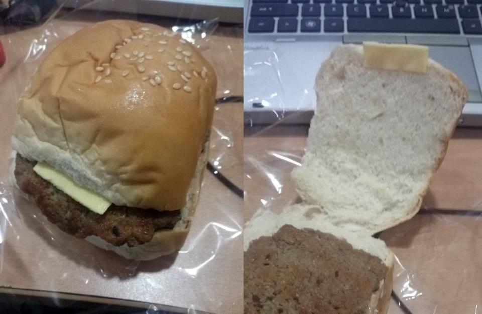 <p><span>Die einen nennen es eine clevere Verkaufstaktik, die anderen Betrug. So oder so, ein Cheeseburger ist das hier nicht. (Foto: Reddit, Captainium)</span> </p>