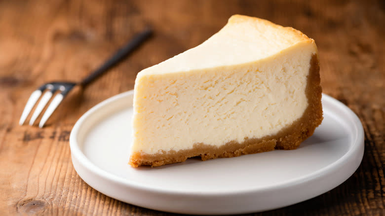 cheesecake on white plate 