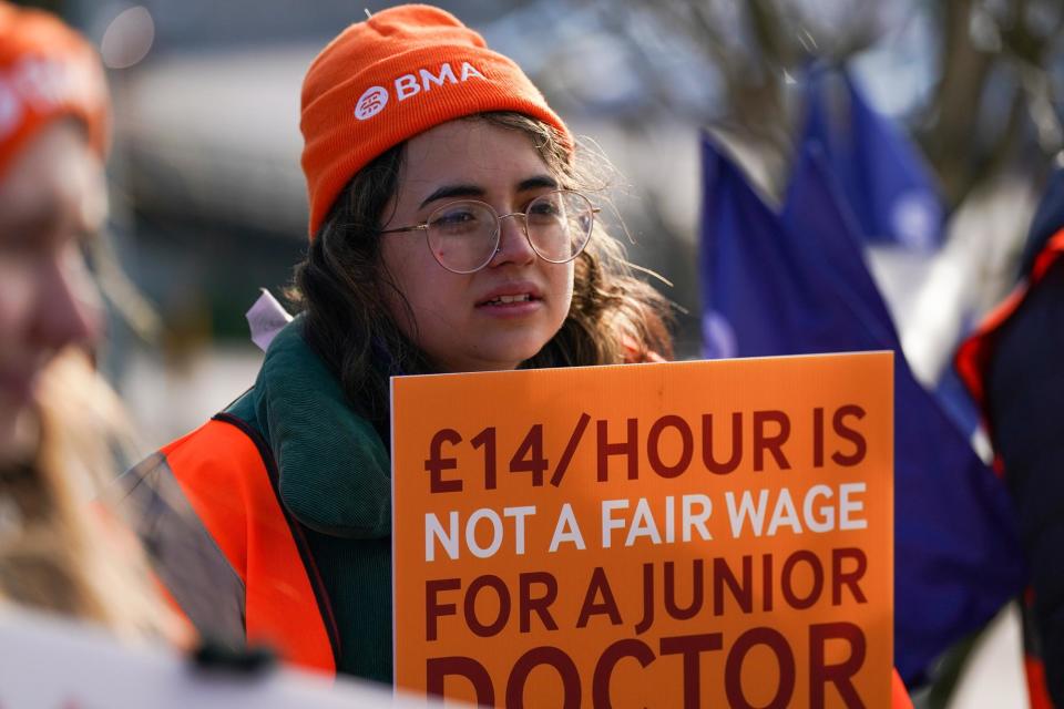 Junior doctors and consultants have begun a three-day joint strike. Photo: Getty Images