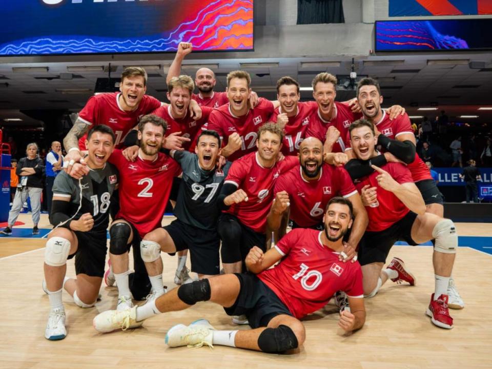 Canada's men's volleyball team started its Volleyball Nations League campaign with a win on Tuesday after beating Cuba 3-2 (25-21, 26-28, 25-21, 22-25, 15-13) in Ottawa. (volleyballworld.com - image credit)