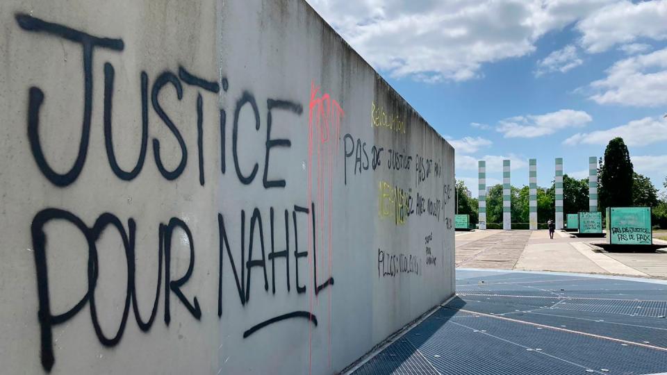 Der Tod des 17-jährigen Nahel war der Auslöser der massiven Proteste in Frankreich. (Bild: Cara Anna/AP/dpa)