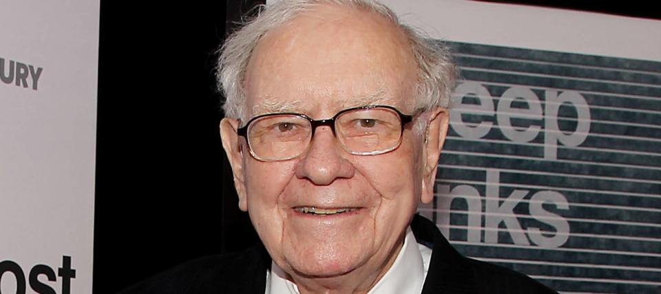 Why Warren Buffett would say to refinance your mortgage now