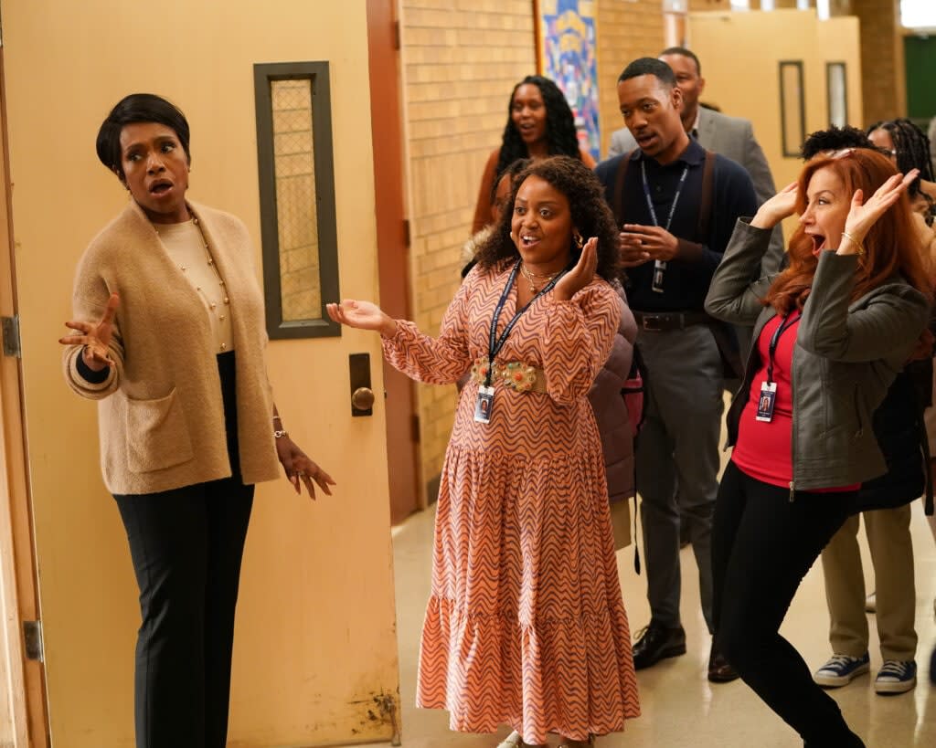 ABBOTT ELEMENTARY – “New Tech” – When a new computer program is introduced at Abbott, Janine is excited to finally help Barbara out with something. (ABC/Gilles Mingasson)<br>