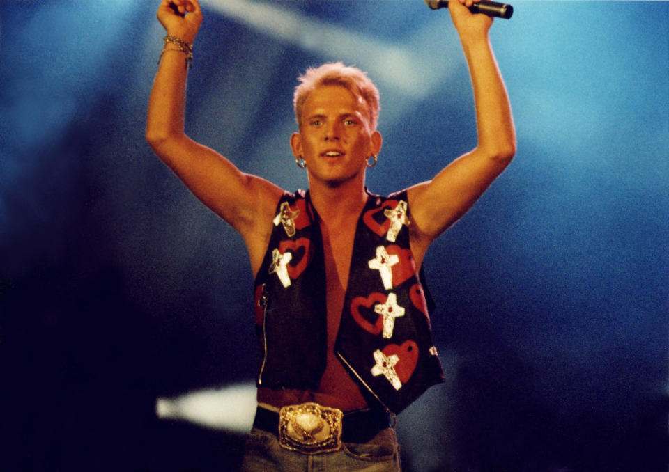 Matt Goss of Bros performs on stage at Wembley Stadium on the 'In 2 Summer' tour, on August 19th, 1989 in London, England. (Photo by Pete Still/Redferns)