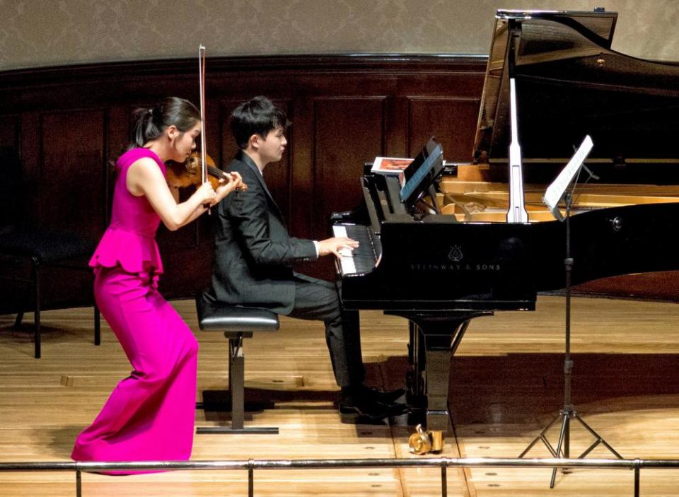 Esther Yoo and Yekwon Sunwoo at Wigmore Hall.