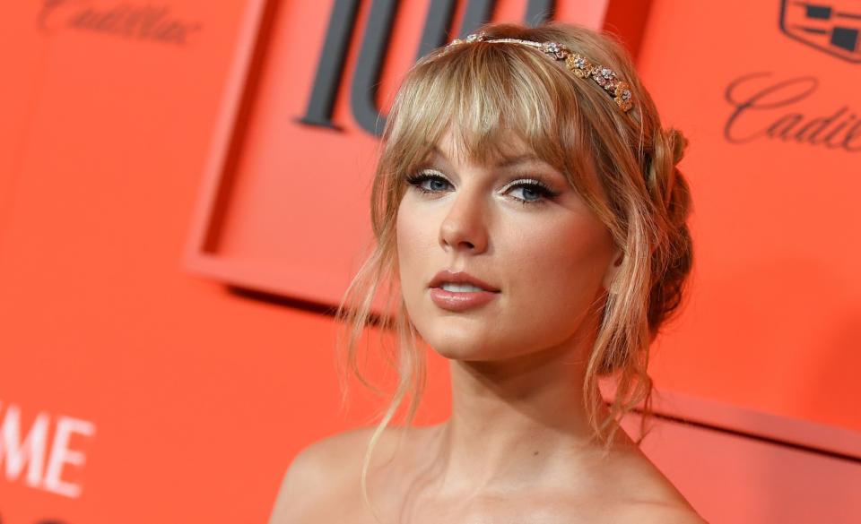 <span>Singer-Songwriterin Taylor Swift kommt auf dem roten Teppich für die "Time 100 Gala" im Lincoln Center in New York am 23. April 2019 an (AFP / ANGELA WEISS)</span><div><span>ANGELA WEISS</span><span>AFP</span></div>