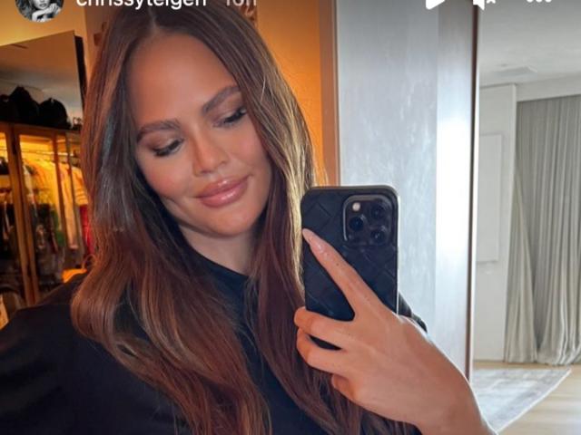 Chrissy Teigen hilariously thanks '44 people' for creating her 'thirst  trap' photo to announce pregnancy