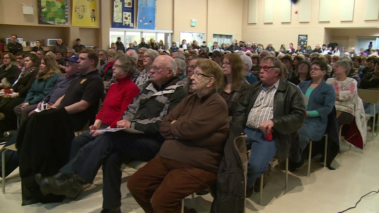 Doctor shortage concerns pack meeting in eastern P.E.I.