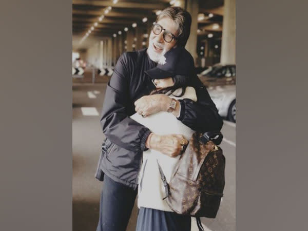 Amitabh Bachchan, Navya Naveli Nanda (Image source: Instagram)