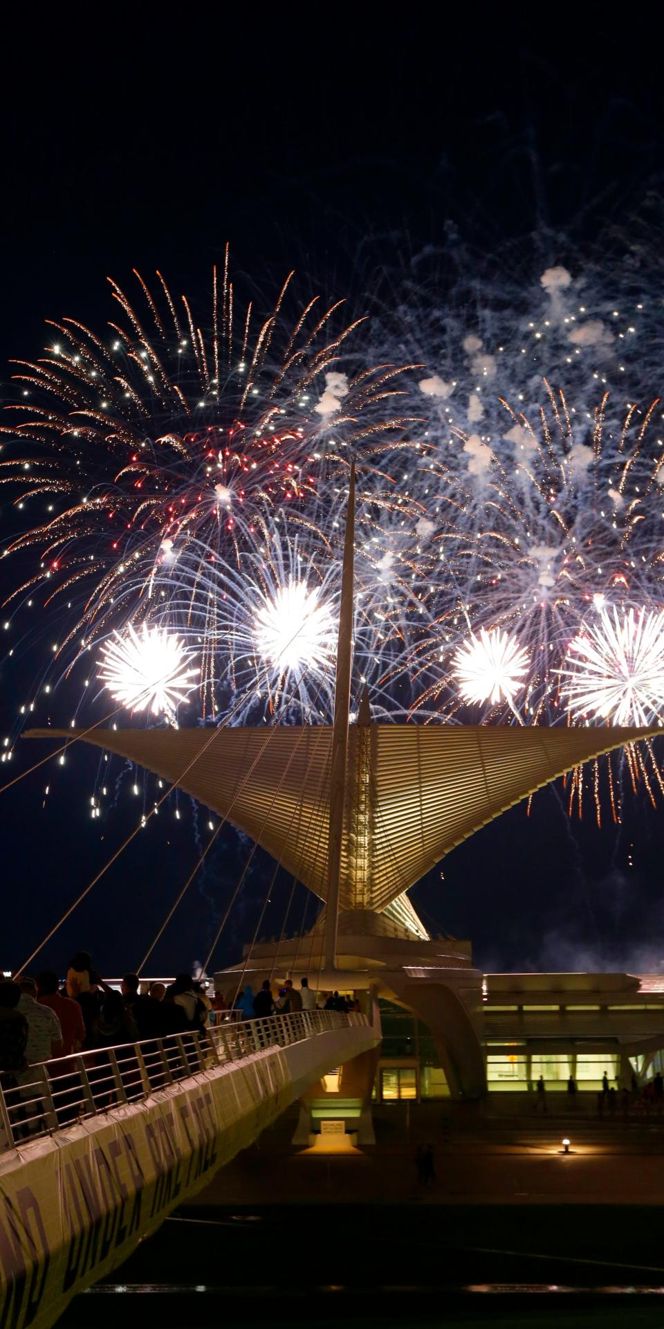 Milwaukee County Parks is planning to bring back the July 3 fireworks celebrated on Milwaukee's lakefront.