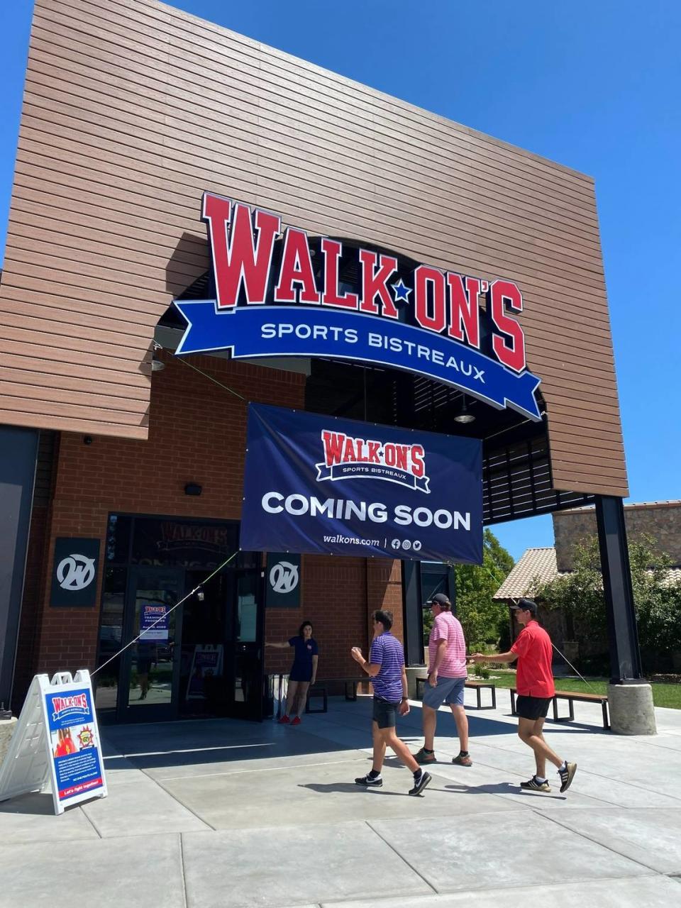 Walk-On’s Sports Bistreaux has taken over the former Granite City space at Wichita’s NewMarket Square.