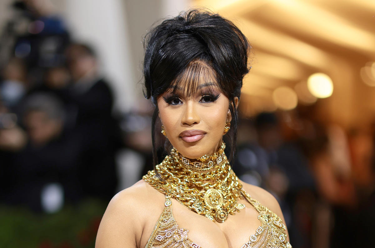 Cardi B Offers Her Hilarious Hot Takes on 'The Crown' Season 5: 'Camilla  Think She Slick'