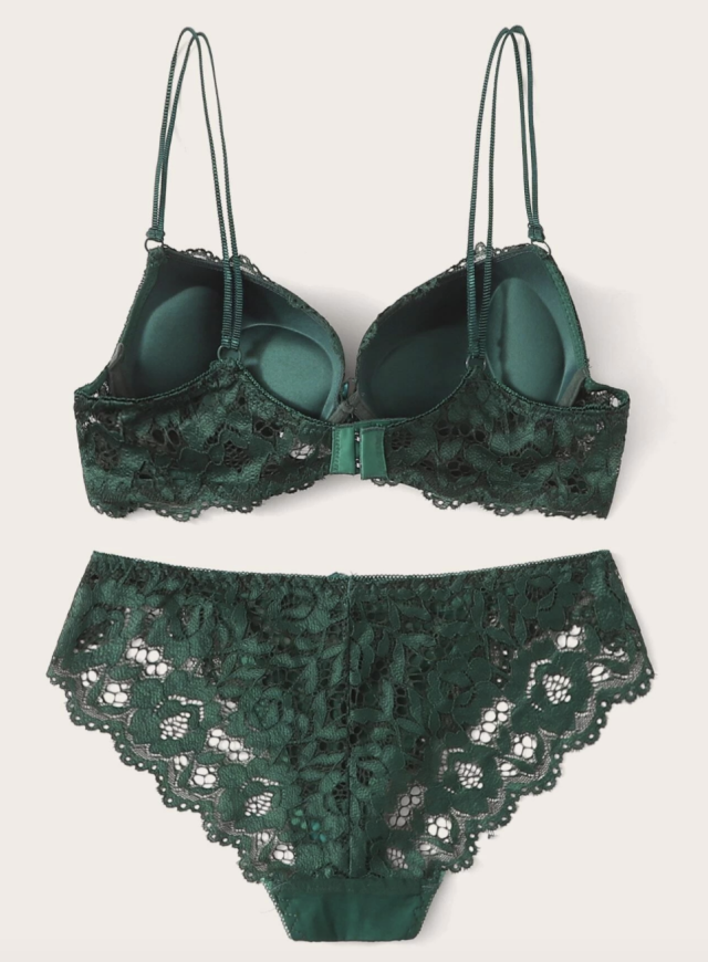 Buy PrettyCat Underwired Animal Print Full Coverage T-shirt Bra Panty -  Green (Set of 2) Online