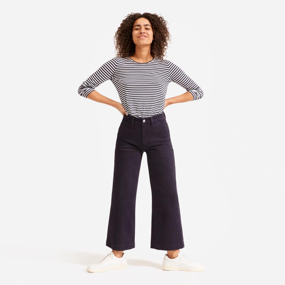 Save 30% on The Wide Leg Crop Pant. Image via Everlane.