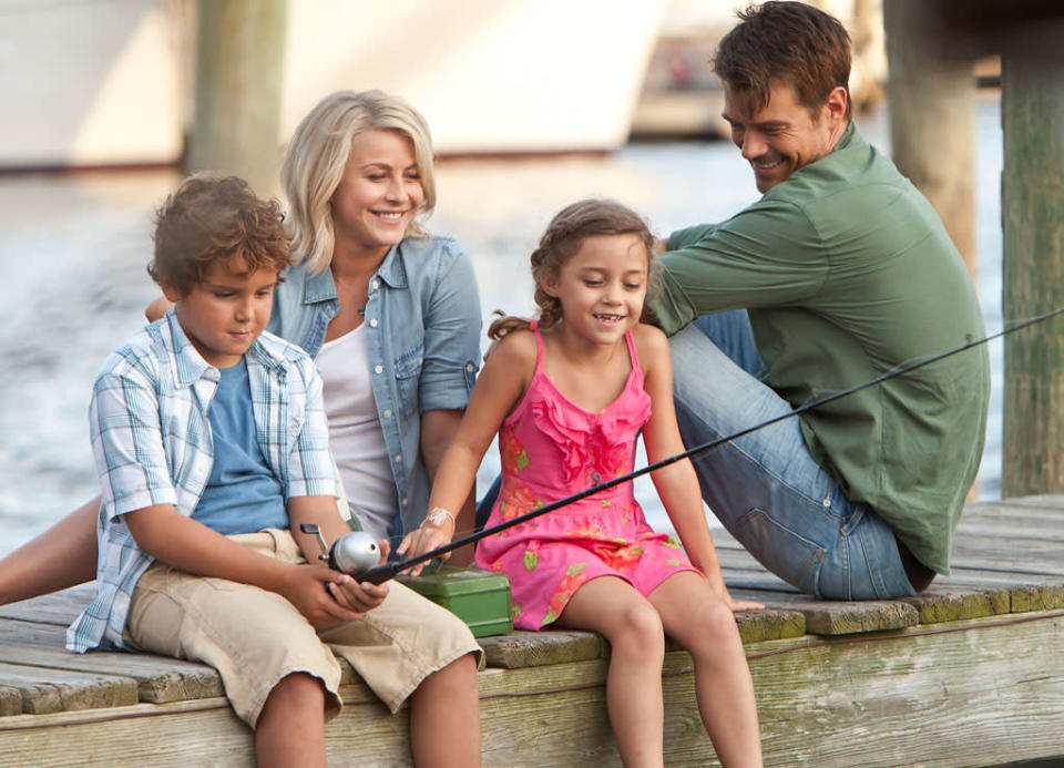 Noah Lomaz, Julianne Hough, Mimi Kirkland and Josh Duhamel in Relativity Media's "Safe Haven" - 2013