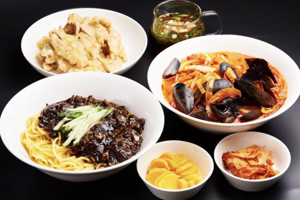 jeong's jjajang - food