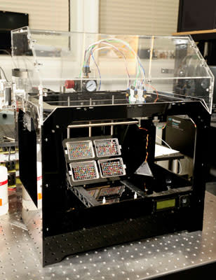 Image of 3-D cell printer courtesy of Colin Hattersley 