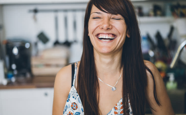 Qué es la sonrisa gingival y cómo se trata