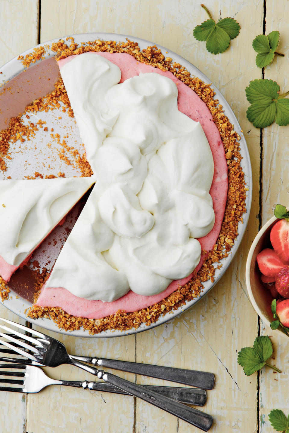 Strawberry-Pretzel Icebox Pie